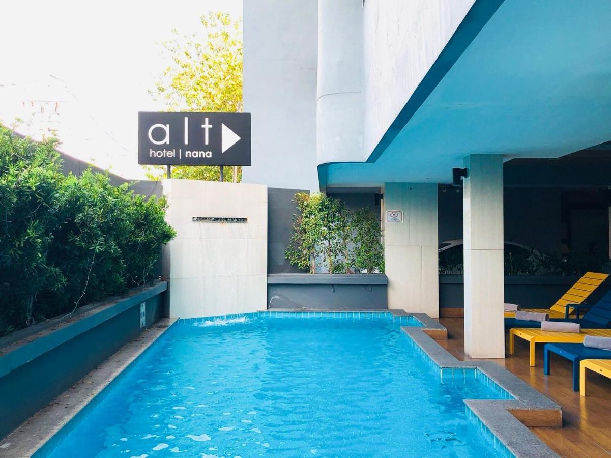 Alt Hotel Nana By Uhg Bangkok Exteriör bild