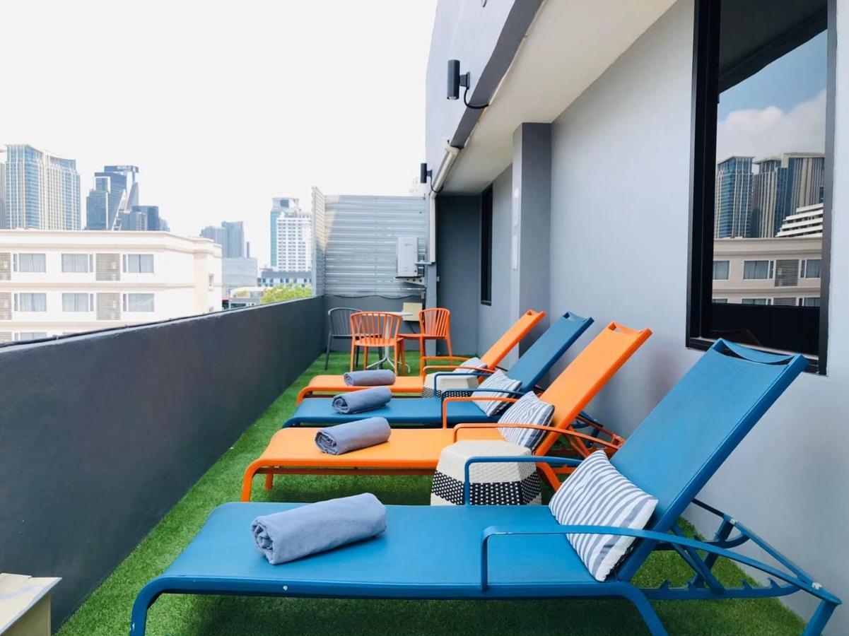 Alt Hotel Nana By Uhg Bangkok Exteriör bild