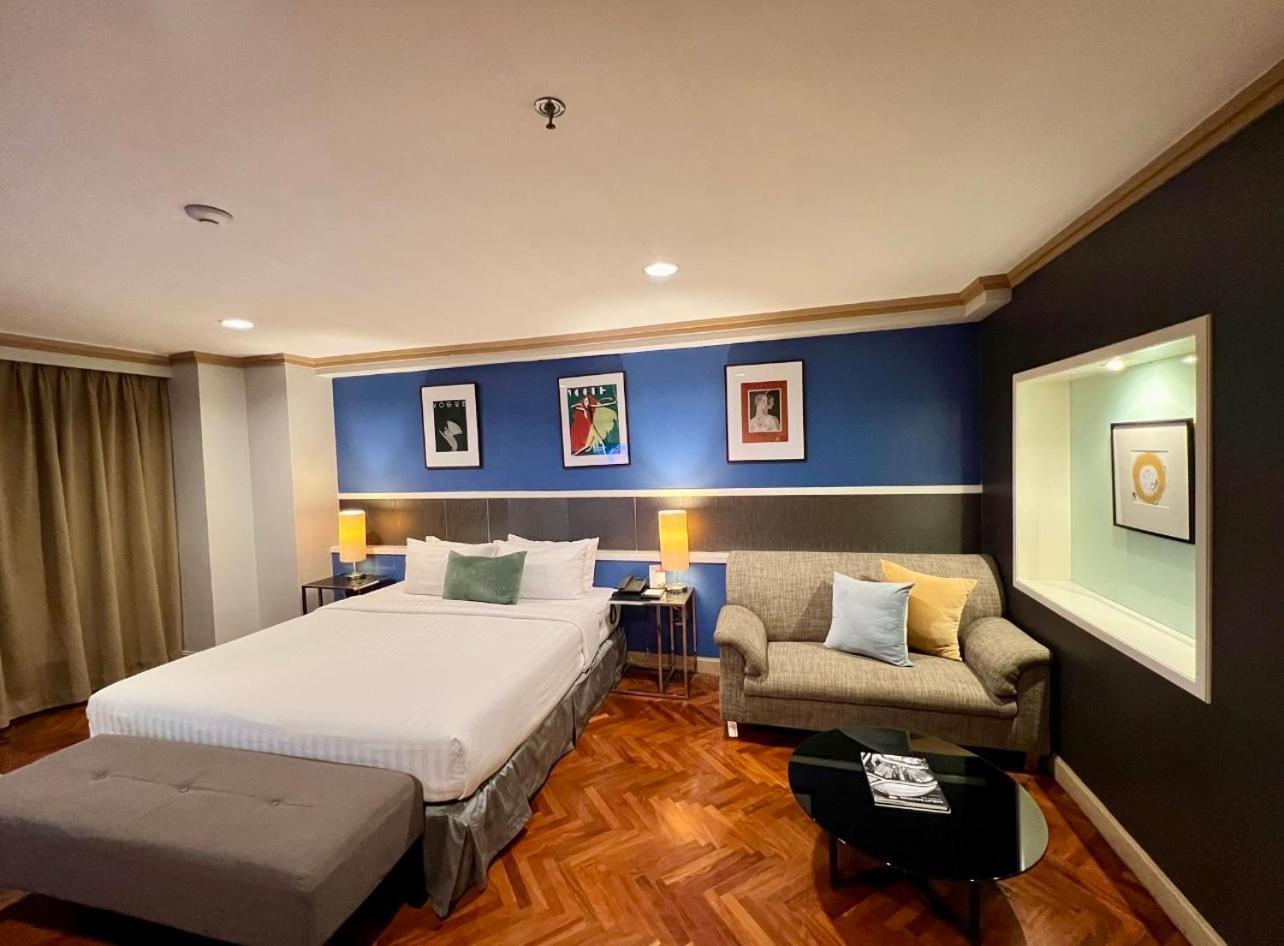 Alt Hotel Nana By Uhg Bangkok Exteriör bild