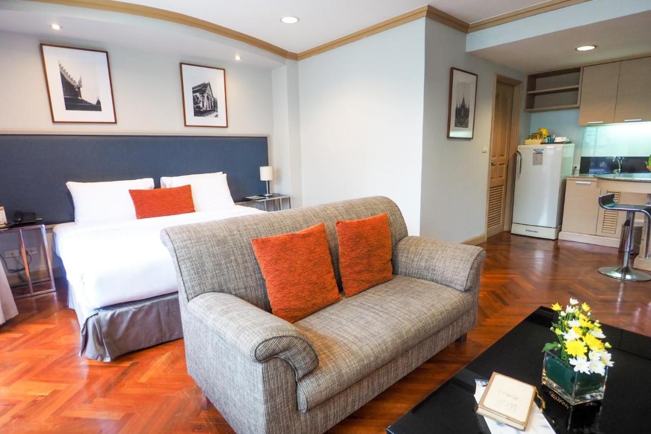 Alt Hotel Nana By Uhg Bangkok Exteriör bild